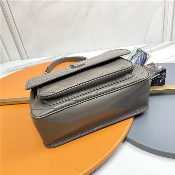 2026127204340370 520